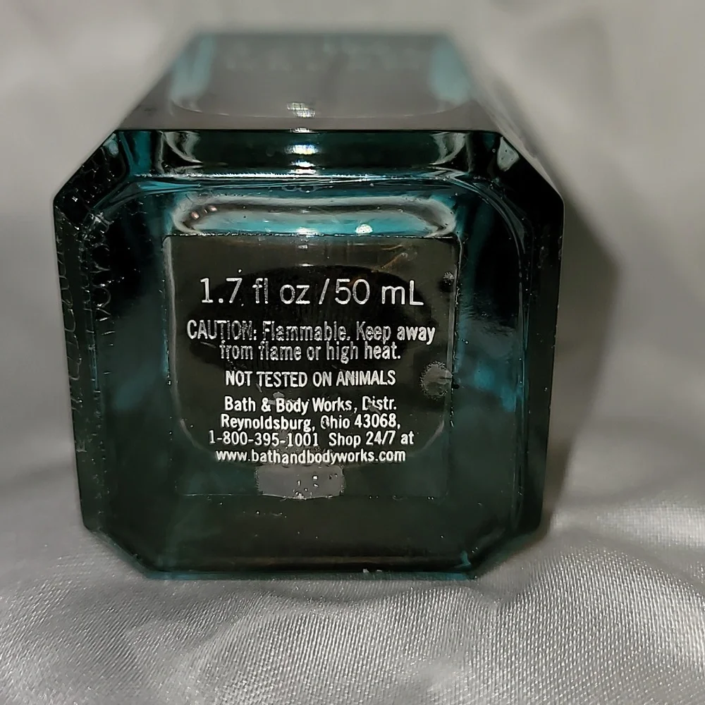 Bath & Body Works Tahiti Island Dream 1.7 fl.oz. 50ml‎ E.D.T. Spray